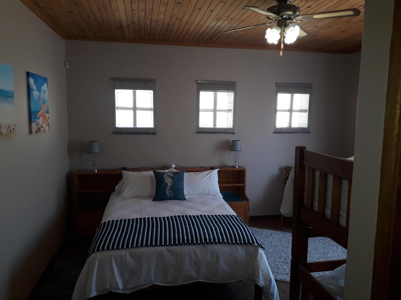 Starfish Guesthouse Lüderitz Екстериор снимка