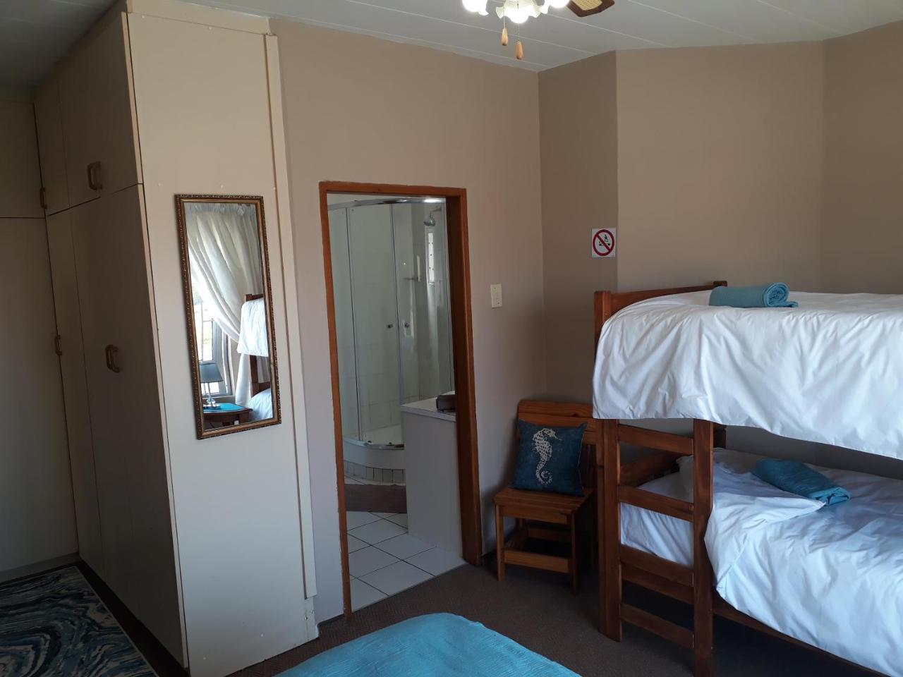 Starfish Guesthouse Lüderitz Екстериор снимка