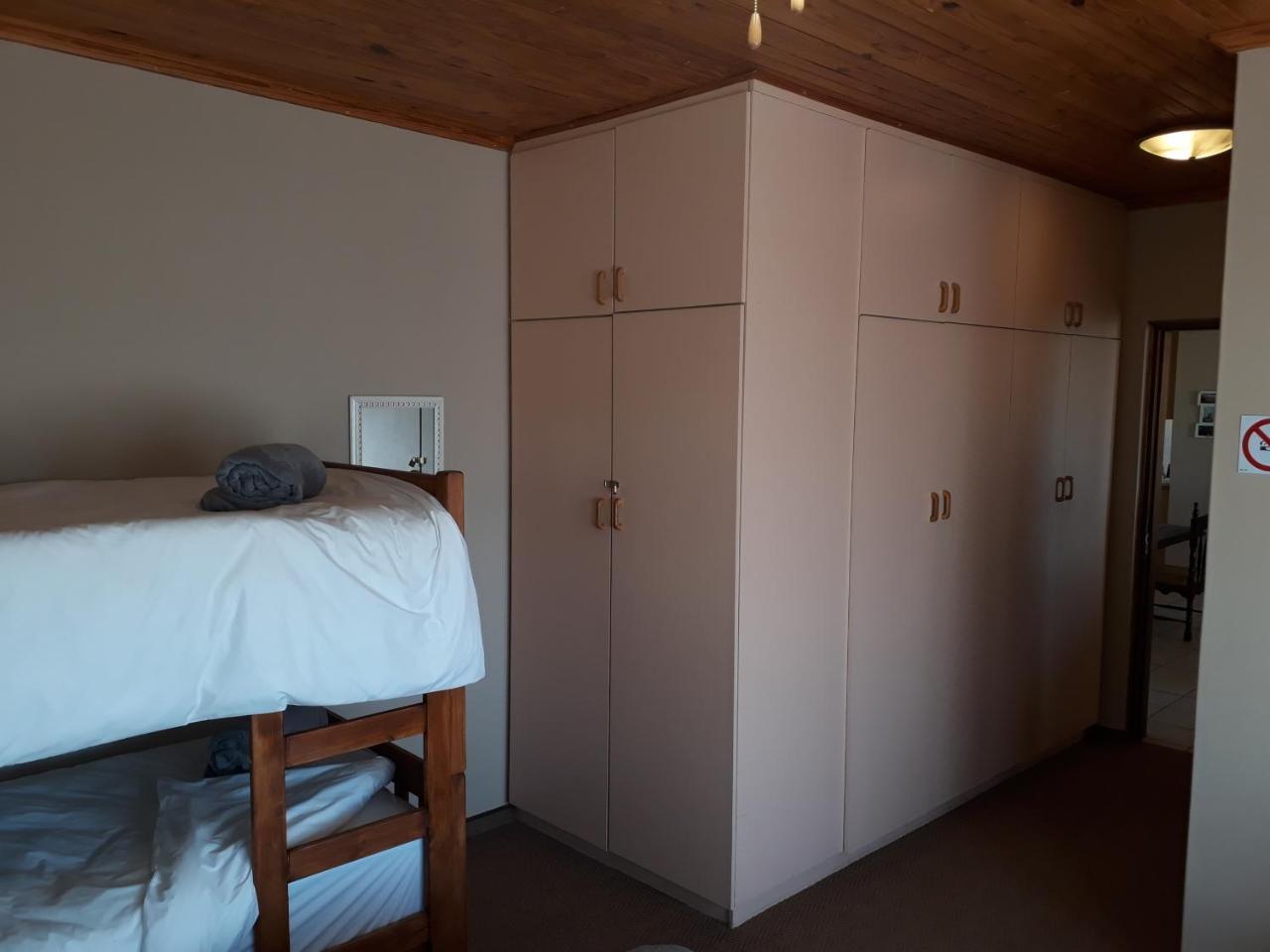 Starfish Guesthouse Lüderitz Екстериор снимка