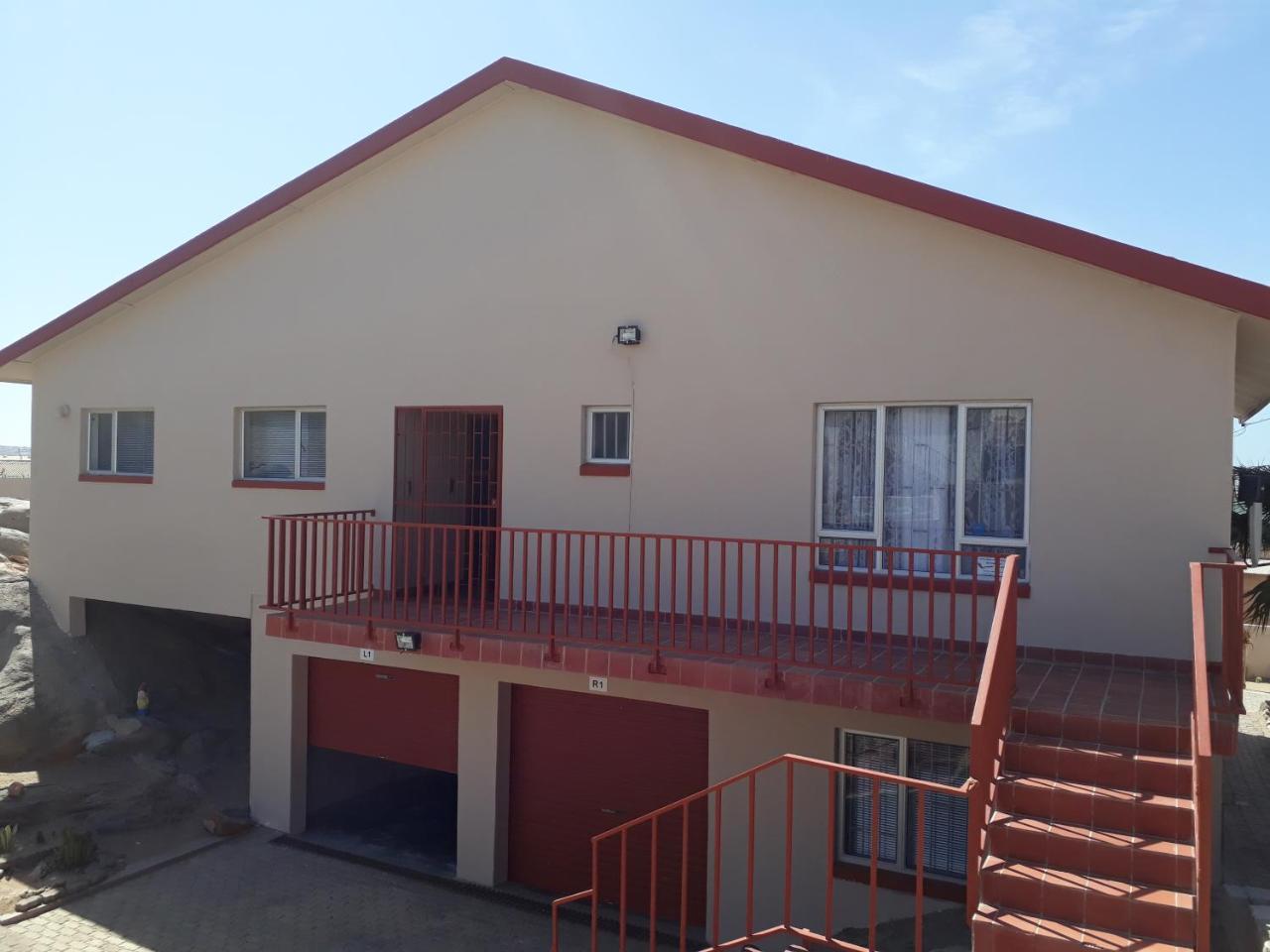 Starfish Guesthouse Lüderitz Екстериор снимка