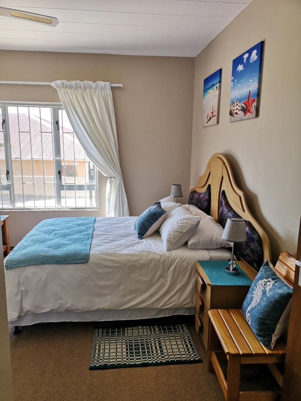 Starfish Guesthouse Lüderitz Екстериор снимка