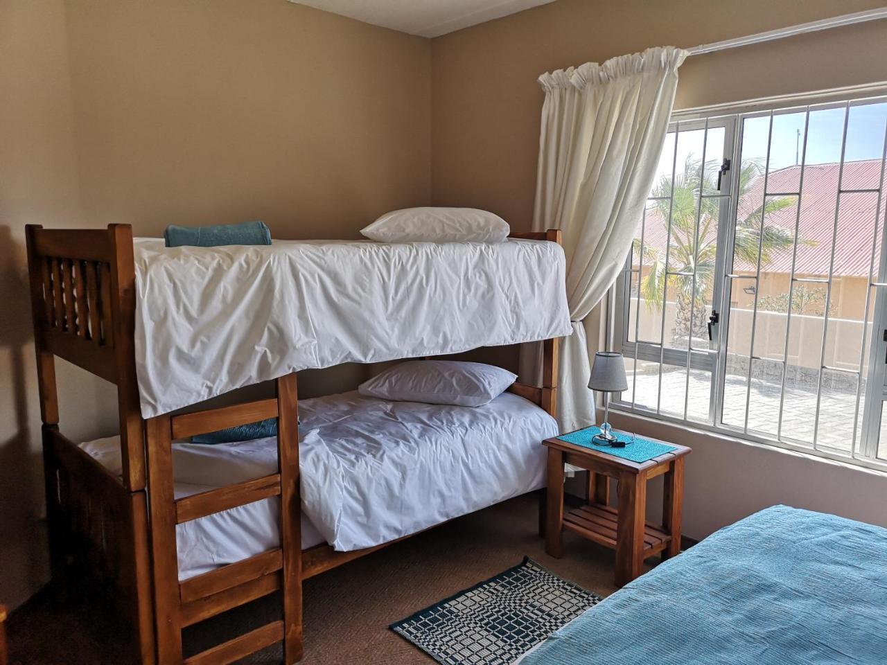 Starfish Guesthouse Lüderitz Екстериор снимка