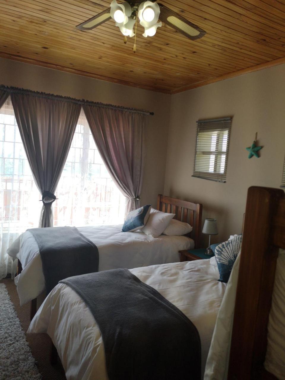 Starfish Guesthouse Lüderitz Екстериор снимка